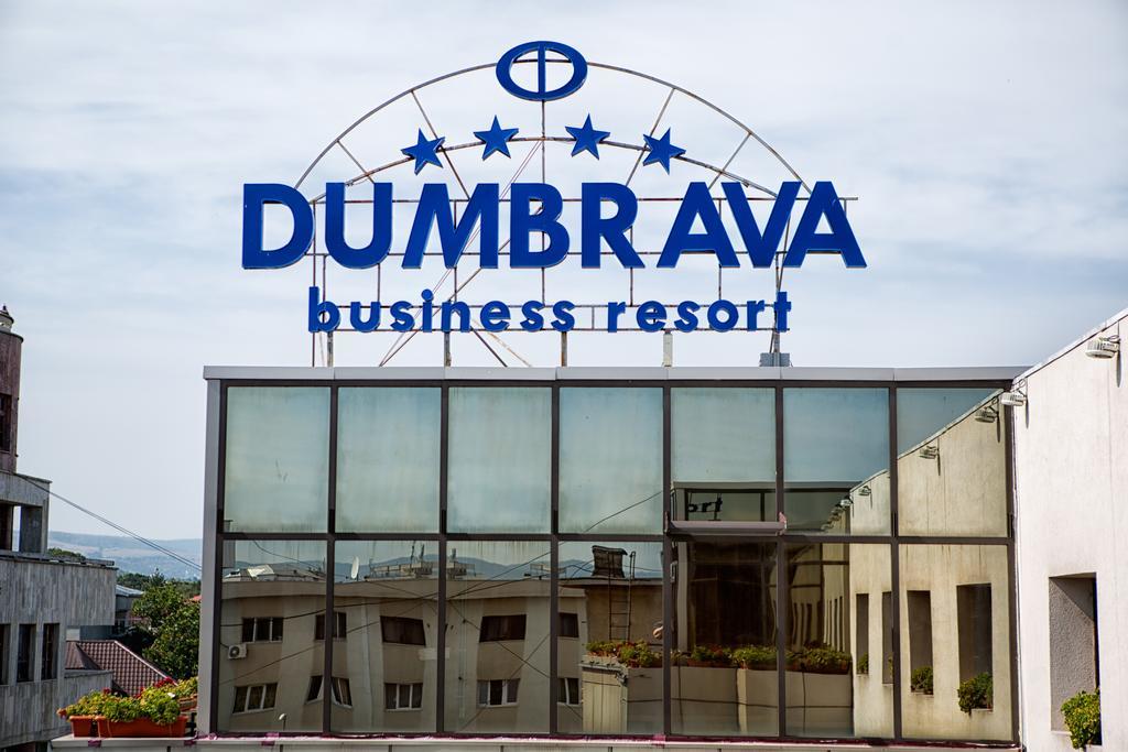 Hotel Dumbrava Bacău Buitenkant foto